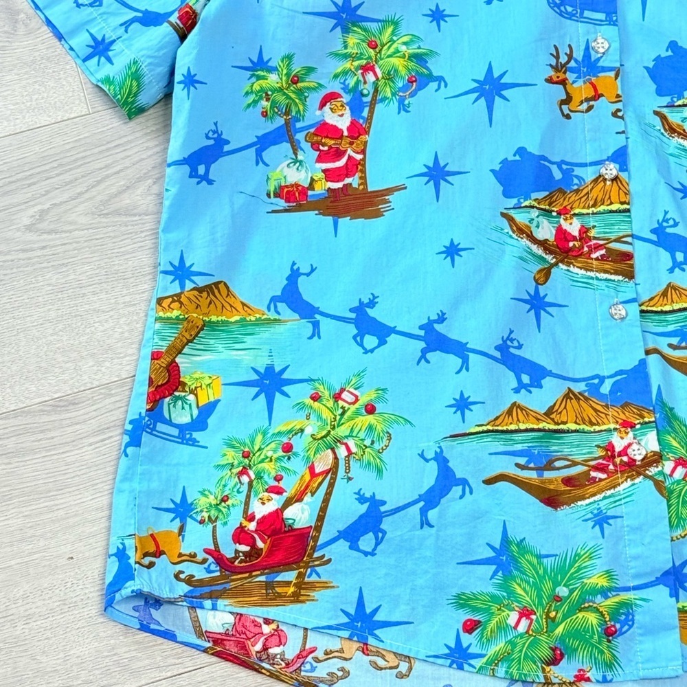 Hawaiian Christmas Womens Shirt - Picture 8 of 16